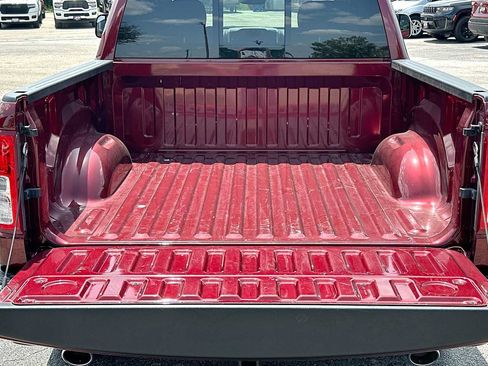 Used 2024 RAM 1500 Lone Star RWD image 28