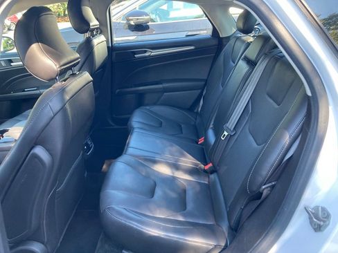 Used 2016 Ford Fusion Titanium AWD/4WD image 11