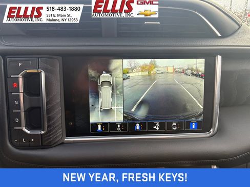 Used 2022 GMC Yukon XL Denali image 17