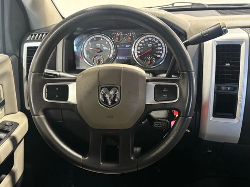 Used 2009 Dodge Ram 1500 Truck SLT image 17