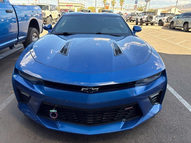 Used 2018 Chevrolet Camaro SS RWD image 3