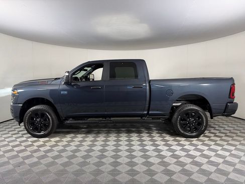 Certified 2025 RAM 2500 Big Horn AWD/4WD image 8