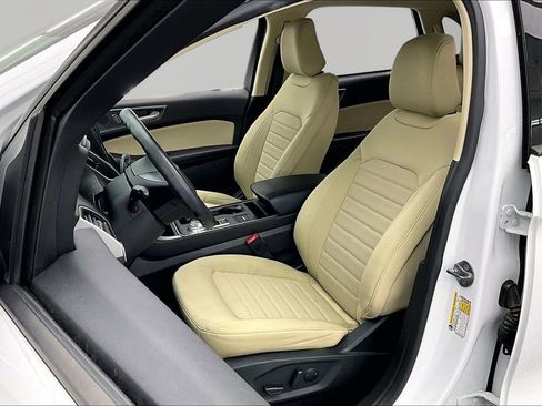 Certified 2022 Ford Edge SE w/ Cargo Accessory Package AWD/4WD image 25