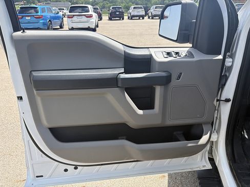 Used 2018 Ford F150 XL w/ Equipment Group 101A Mid AWD/4WD image 27