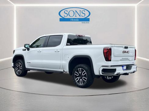 Used 2025 GMC Sierra 1500 AT4 w/ AT4 Premium Package AWD/4WD image 26