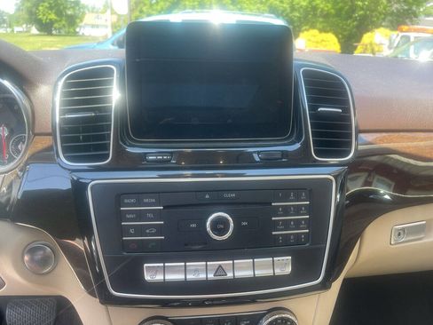 Used 2017 Mercedes-Benz GLE 350 4MATIC image 7