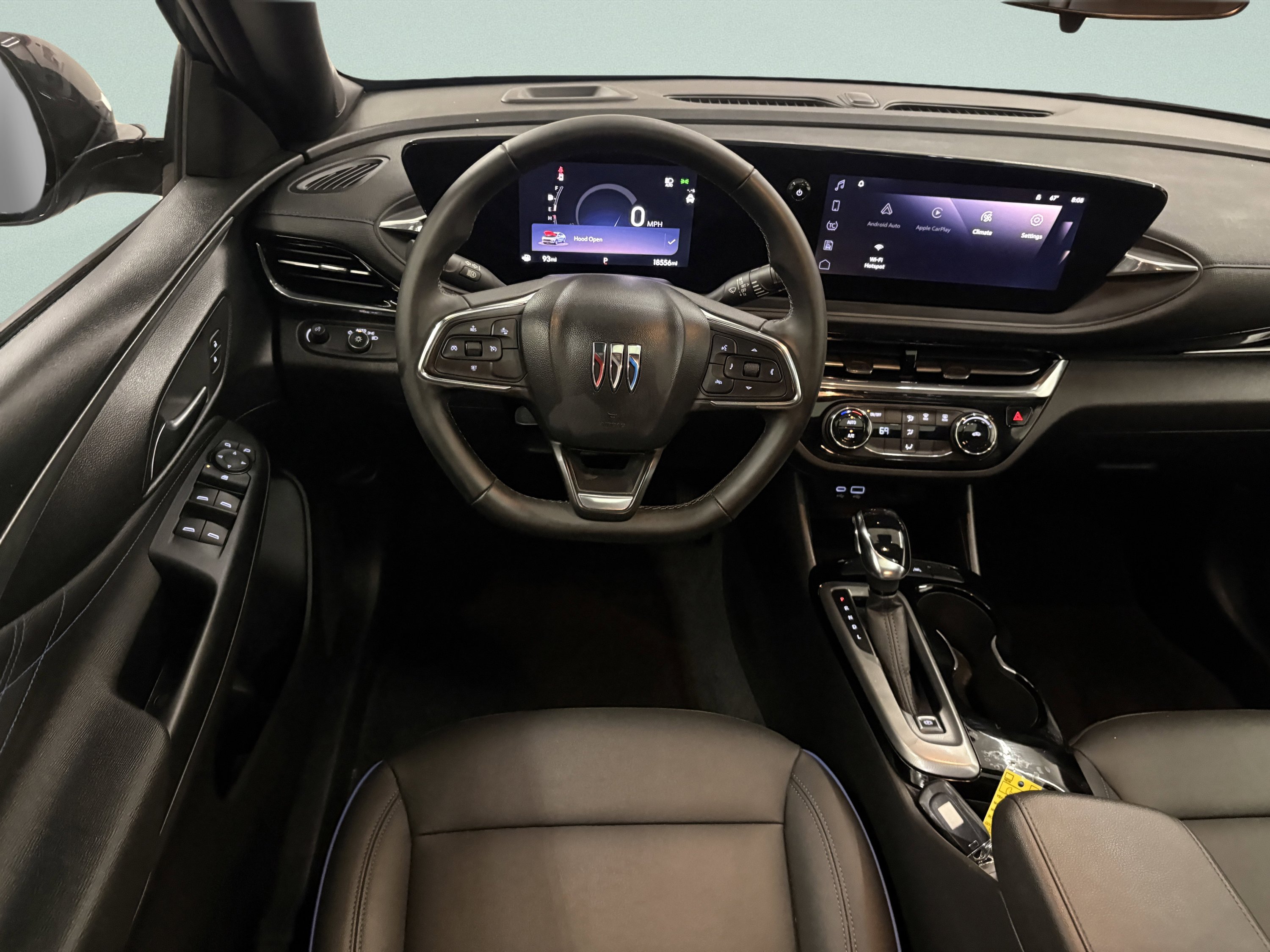 Used 2025 Buick Envista Sport Touring FWD image 10