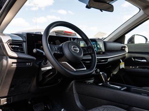 New 2026 Nissan Kicks SV w/ SV Premium Package image 17