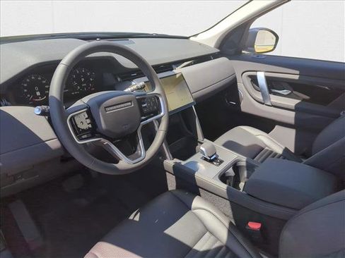 New 2024 Land Rover Discovery Sport S image 9