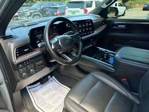 Used 2026 Chevrolet Tahoe Z71 w/ Comfort Package AWD/4WD image 14