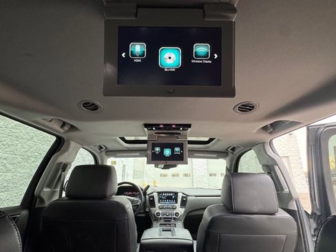 Used 2020 GMC Yukon XL SLT w/ Premium Edition image 11