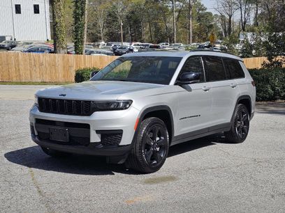 Used 2021 Jeep Grand Cherokee L Laredo