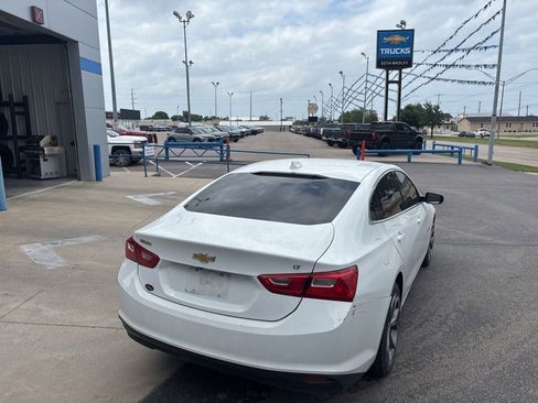Used 2023 Chevrolet Malibu LT FWD image 4