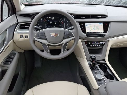 New 2026 Cadillac XT5 Premium Luxury w/ Driver Assist Package AWD/4WD image 7