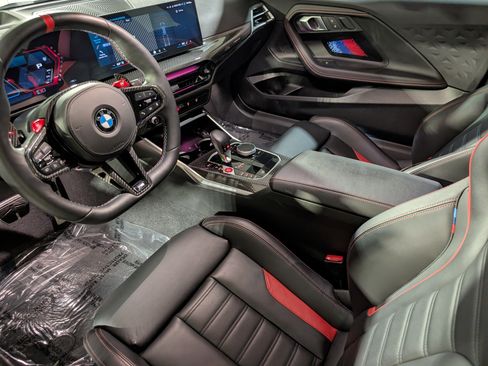 Used 2025 BMW M2 w/ Lighting Package RWD image 5