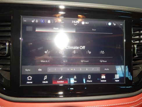 Used 2023 Dodge Durango SRT AWD/4WD image 22