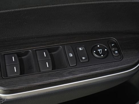 Used 2018 Honda Clarity Touring image 19