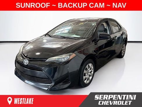 Used 2018 Toyota Corolla LE FWD image 1