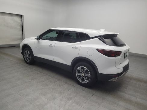 Used 2025 Chevrolet Blazer LT FWD image 3