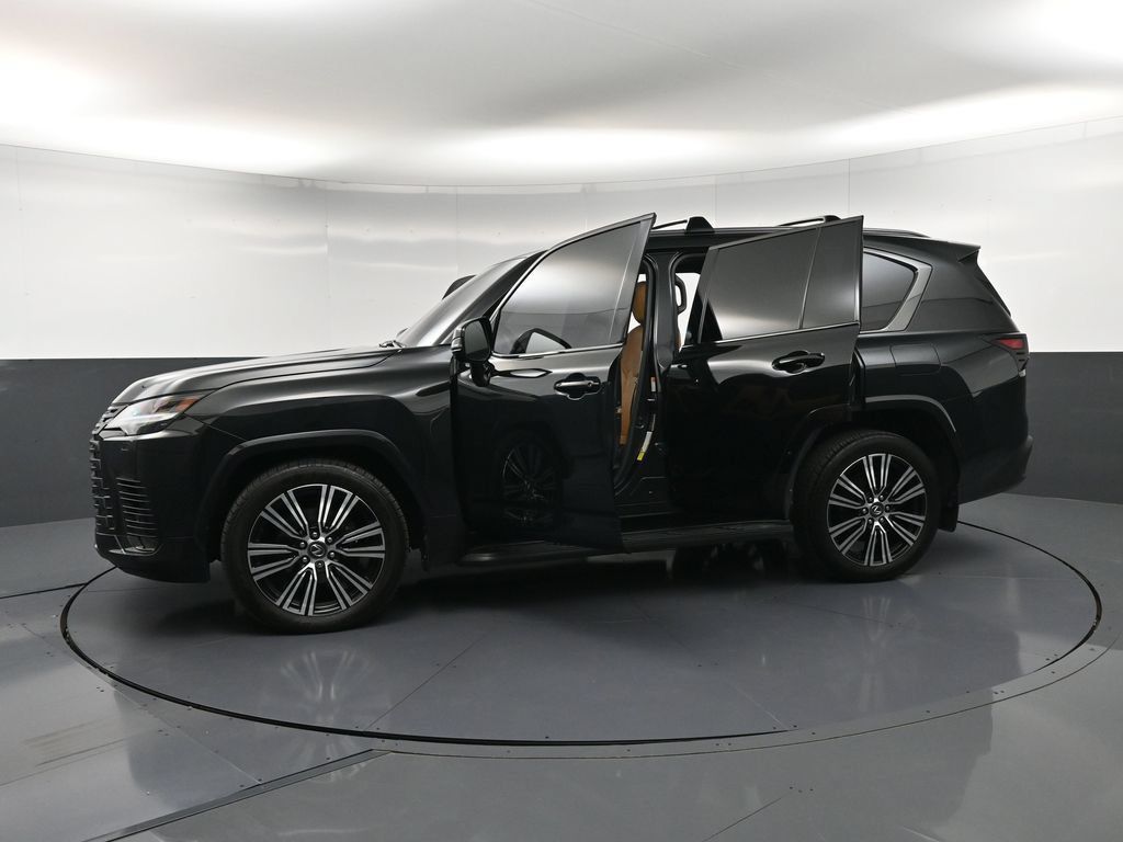 Used 2024 Lexus LX 600 4WD w/ Appearance Package image 42