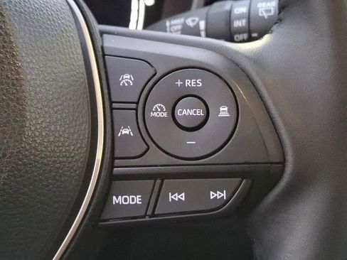 Used 2025 Toyota Corolla XSE image 19