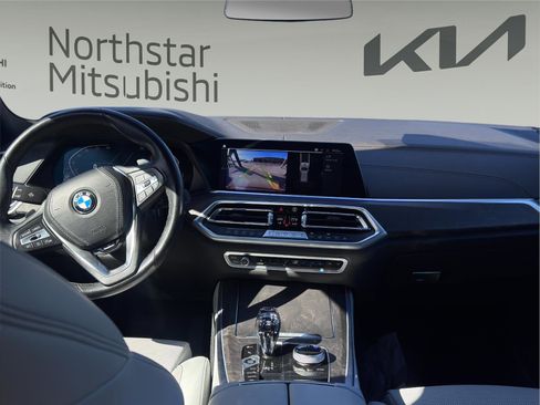 Used 2023 BMW X5 xDrive40i w/ Premium Package AWD/4WD image 9