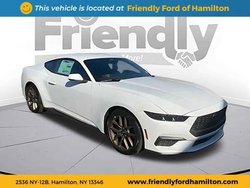 Used 2025 Ford Mustang Premium image 7