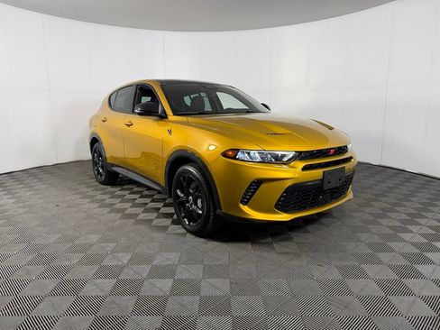 Used 2024 Dodge Hornet R/T Plus AWD/4WD image 6