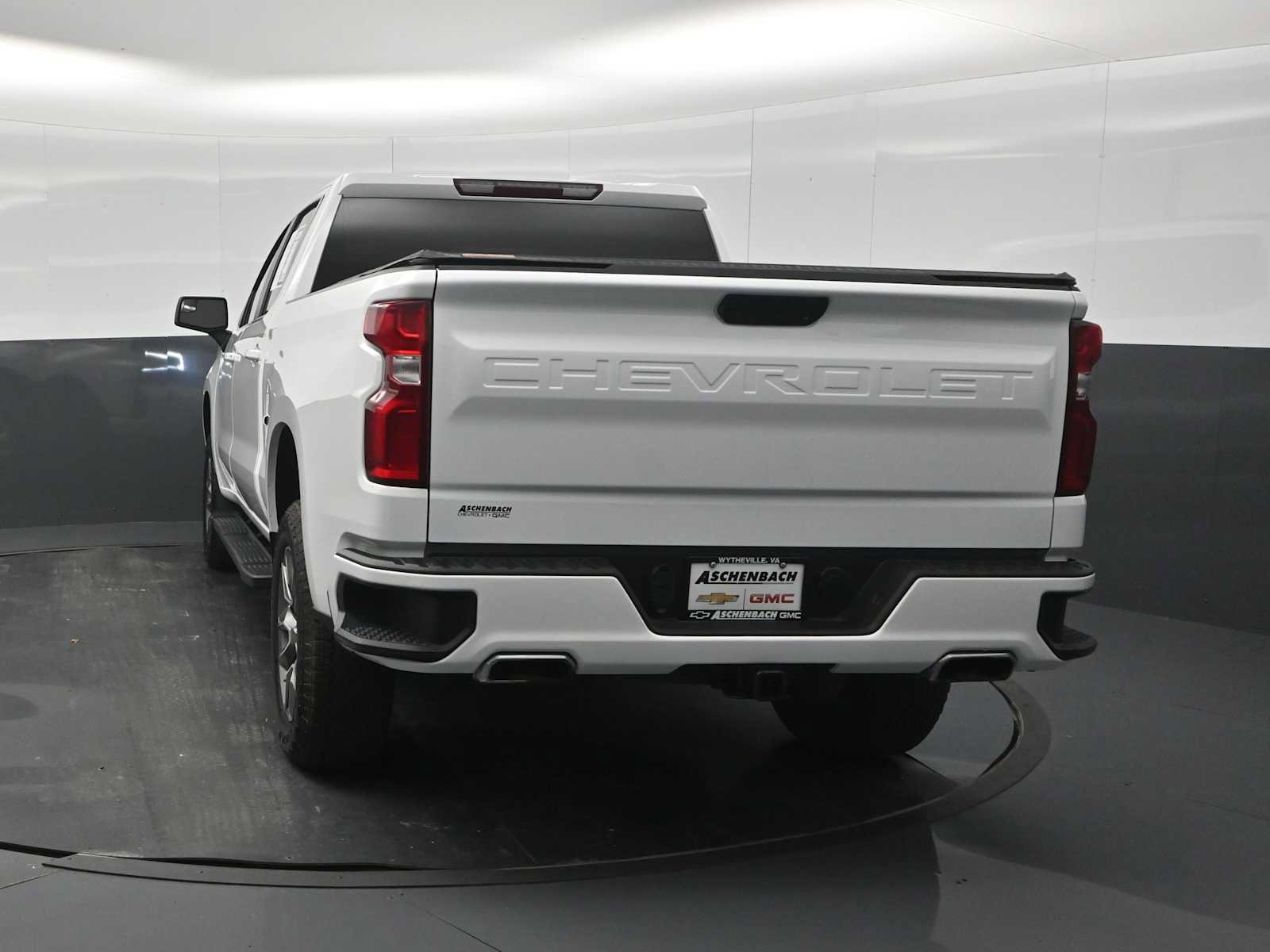 Used 2021 Chevrolet Silverado 1500 RST AWD/4WD image 7