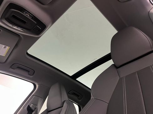 Certified 2025 Audi Q5 2.0T Premium Plus w/ Premium Plus image 15