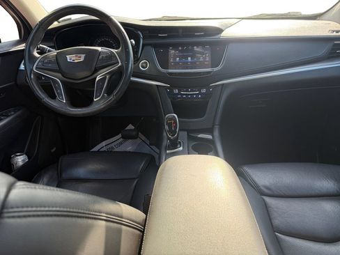 Used 2019 Cadillac XT5 Luxury FWD image 10