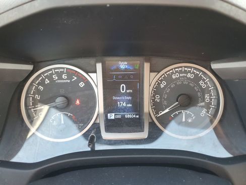Certified 2023 Toyota Tacoma SR5 w/ Technology Package AWD/4WD image 21