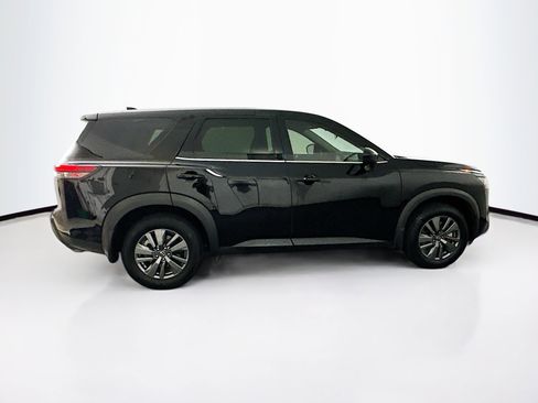 Used 2024 Nissan Pathfinder S w/ Cargo Package image 10