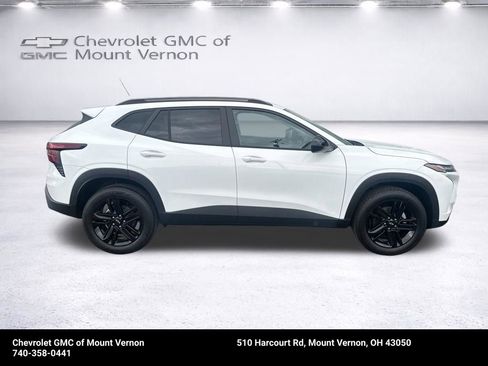 New 2026 Chevrolet Trax ACTIV w/ Driver Confidence Package FWD image 5
