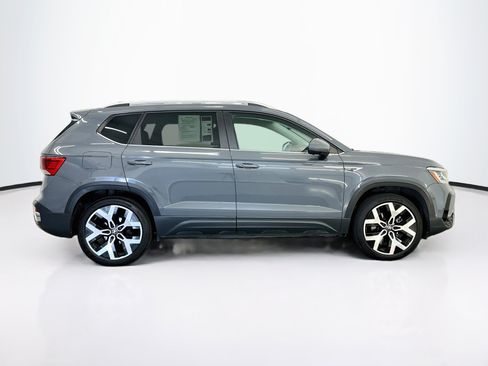 Used 2023 Volkswagen Taos SEL AWD/4WD image 10