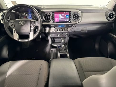 Used 2022 Toyota Tacoma SR5 w/ Technology Package RWD image 22