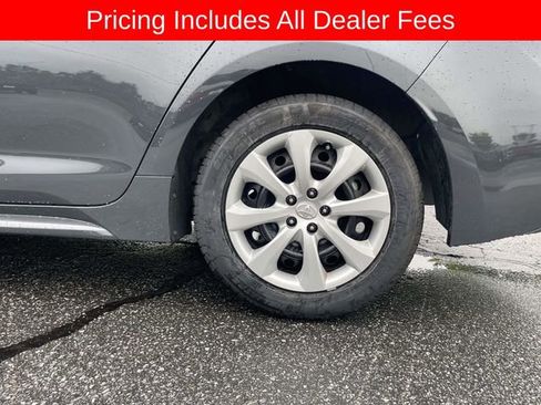 Used 2024 Toyota Corolla LE FWD image 9