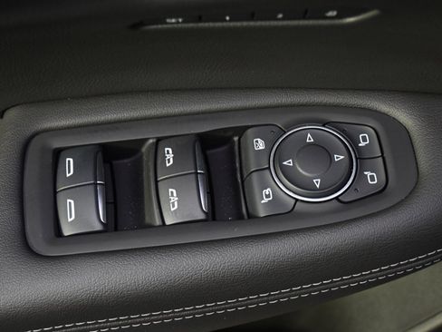 Certified 2025 Cadillac XT6 Sport w/ Technology Package image 24