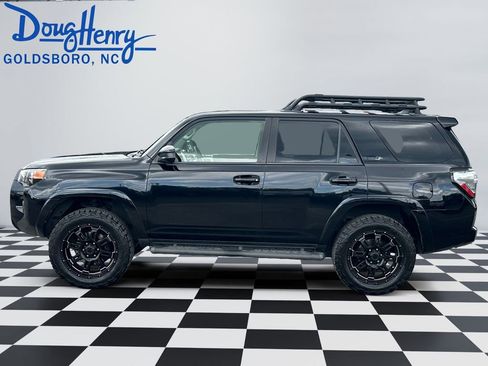 Used 2015 Toyota 4Runner SR5 RWD image 2