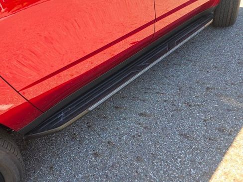 New 2025 Chevrolet Suburban Premier image 22