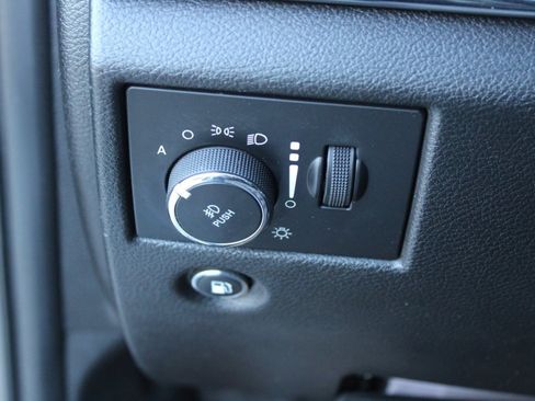 Used 2021 Jeep Grand Cherokee Trailhawk w/ Premium Lighting Group image 12