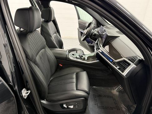 Used 2025 BMW X5 M60i AWD/4WD image 20