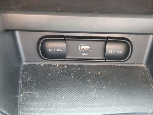 Certified 2023 Kia Soul LX image 28