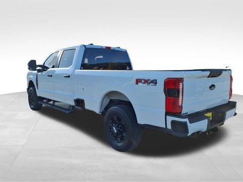 Used 2024 Ford F250 XL w/ STX Appearance Package AWD/4WD image 7
