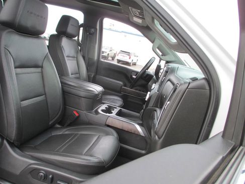 Used 2023 GMC Sierra 2500 Denali w/ Denali Ultimate Package image 25