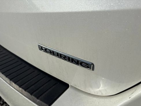 Used 2024 Honda Odyssey Touring image 4
