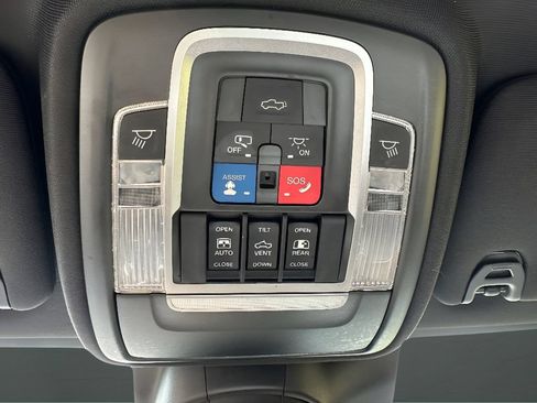Used 2019 RAM 3500 Limited AWD/4WD image 25