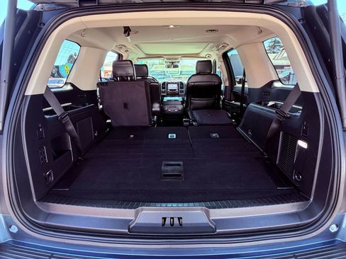 Used 2019 Ford Expedition Platinum AWD/4WD image 27