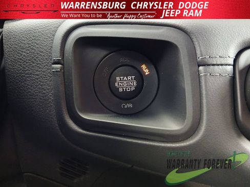 New 2026 Jeep Wrangler Unlimited Sahara AWD/4WD image 25