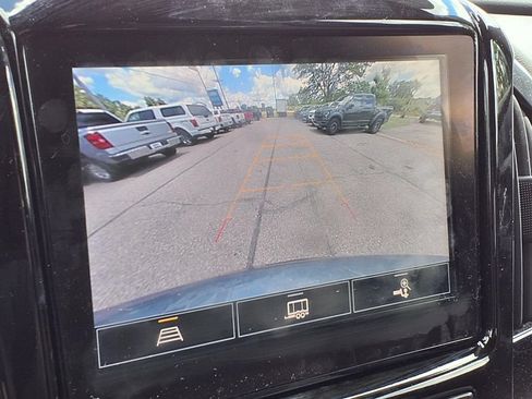 Used 2023 Chevrolet Traverse LT AWD/4WD image 24